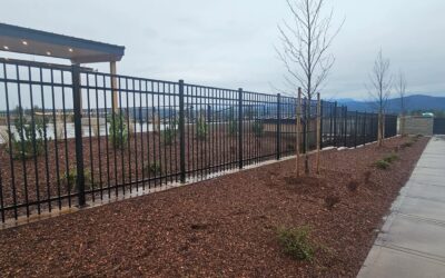 home 14 Choosing the Right Commercial Fence for Your Business in Washington